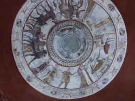 Kazanlak - nástěnná malba uvnitř hrobky thráckého pohřebiště