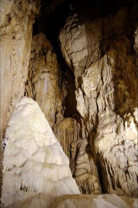 Pohoří Rodopy - část jeskyně Uchlovica