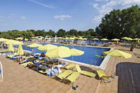 Bulharský hotel Duni Holiday Village s bazénem