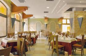 Bulharský hotel Chrisantema s restaurací