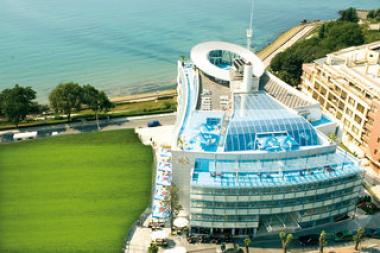 Bulharský hotel Marina Palace u moře